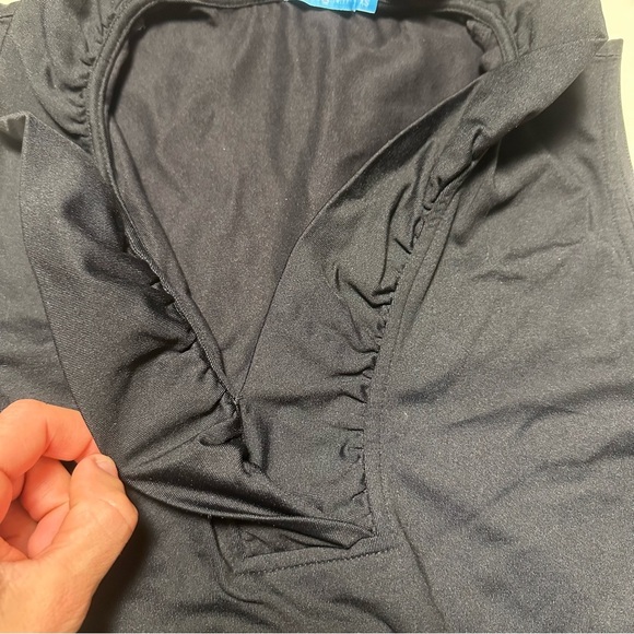 NWOT J. McLaughlin Durham Sleeveless Ruffle V-Neck Top - Picture 8 of 8